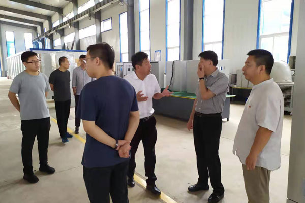 一諾環(huán)境一體化污水處理設(shè)備領(lǐng)導關(guān)懷