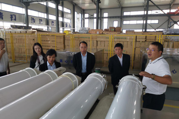 陜西航天建設集團有限公司總經理、黨委副書記謝明娟率隊赴遼寧一諾環保產業集團開展考察調研工作