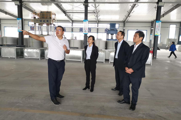 陜西航天建設集團有限公司總經理、黨委副書記謝明娟率隊赴遼寧一諾環保產業集團開展考察調研工作